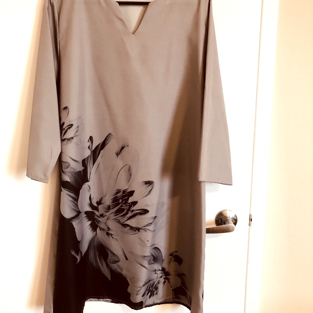 Grey/black floral shift dress sz 12
